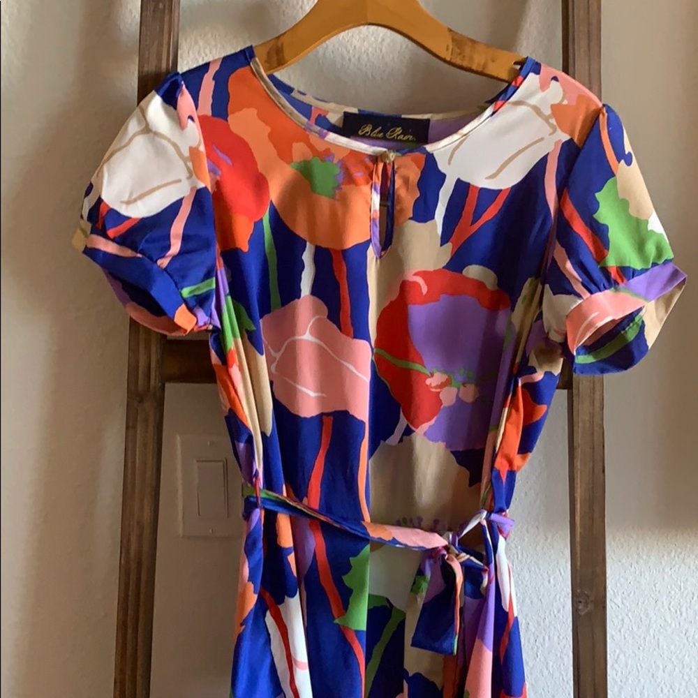 Business causal dress